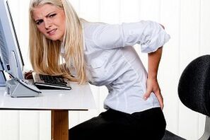 bolest dolní části zad při sedavé práci